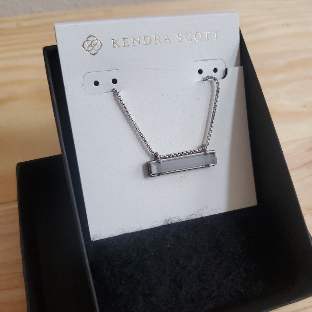 NWT Kendra Scott Leanor Necklace